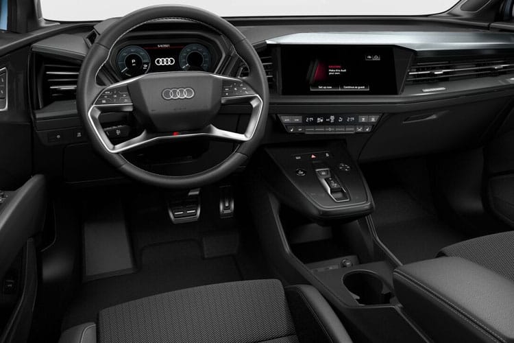 3940906 150kW 40 63kWh Black Edition 5dr Auto