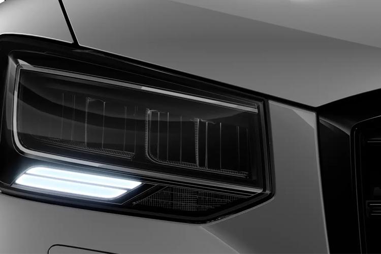 3539126 SQ2 Quattro Black Edition 5dr S Tronic [Tech Pro]