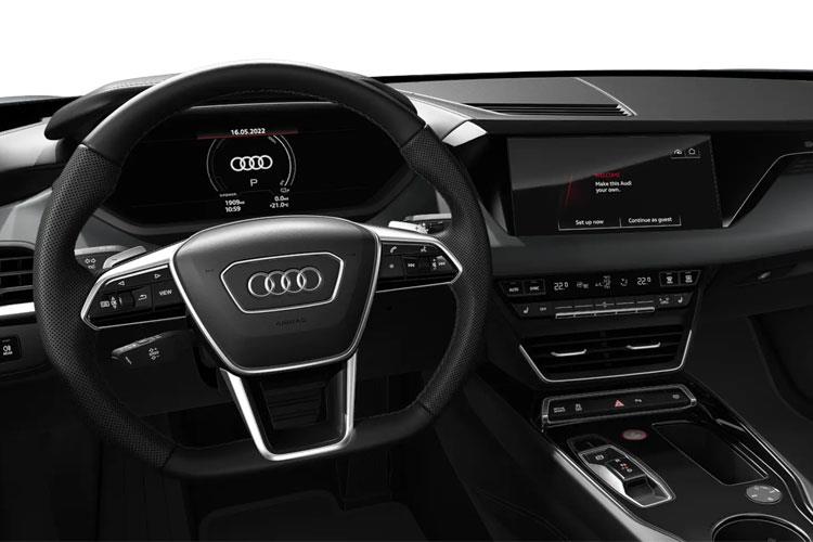 3958602 370kW 105kWh Quattro 4dr Auto