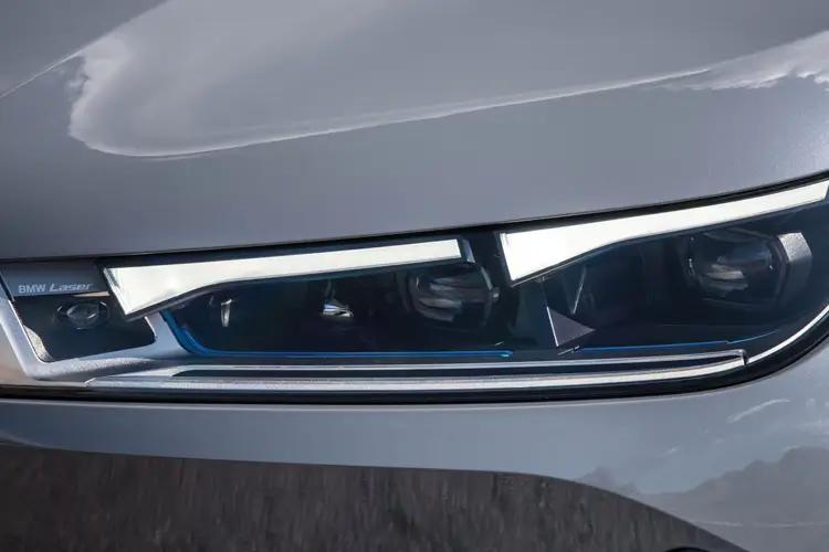 3942574 300kW xDrive45 M Sport 101kWh 5dr Auto [Skylounge]