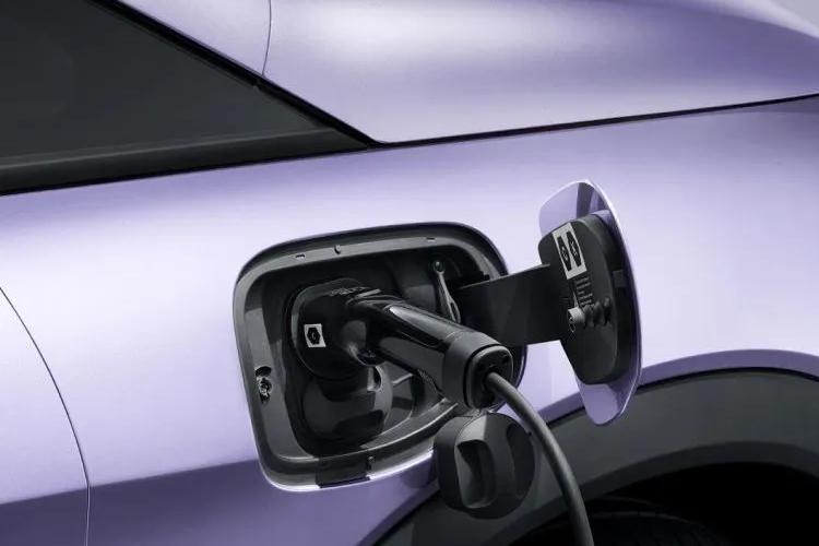 3734216 150kW Design 60.4kWh 5dr Auto