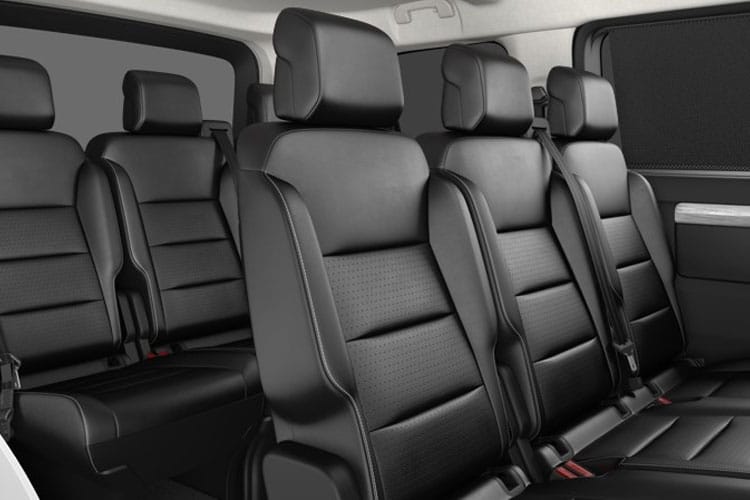 3978607 100kW You M [9 Seat] 50kWh 5dr Auto
