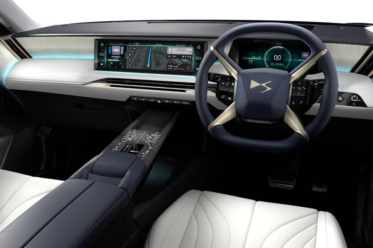 3946696 206kW Etoile 97kWh High Range 5dr Auto