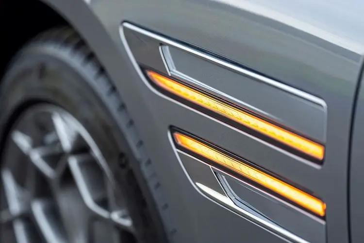 4047050 272kW Dynamic 95kWh 4dr Auto AWD