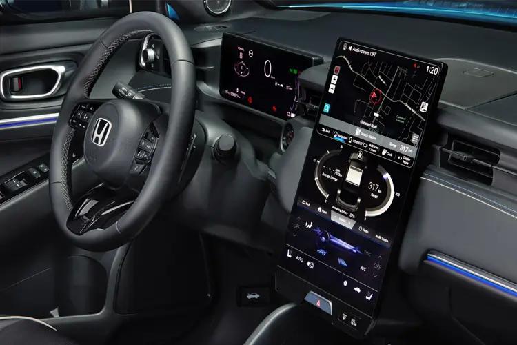 3741061 150kW Elegance 69kWh 5dr Auto