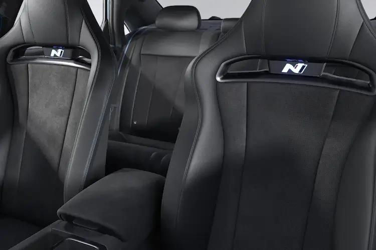 4060942 478kW 84 kWh 4dr Auto