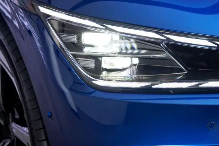 3875129 168kW GT Line 84kWh 5dr Auto