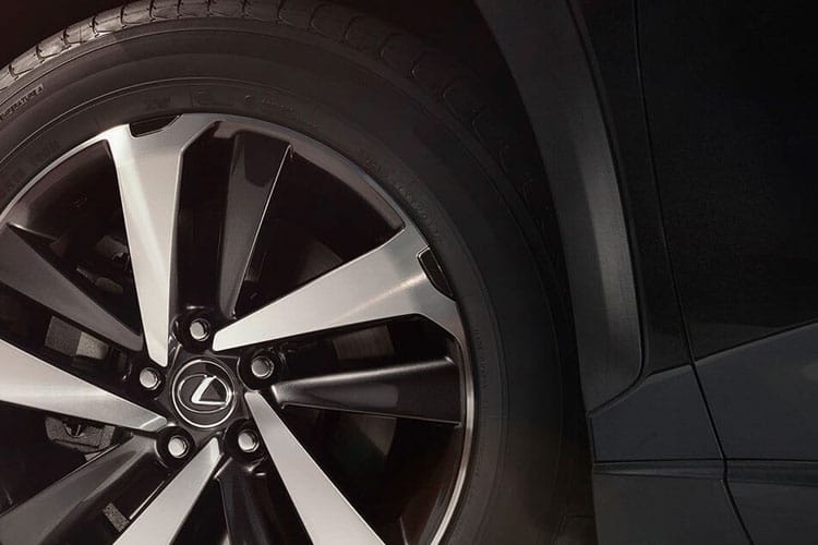 3958880 350h 197 F-Sport Takumi 5dr E-CVT