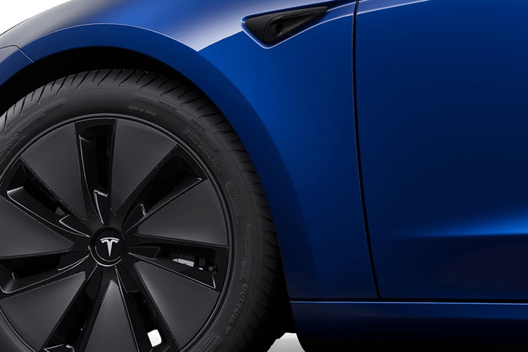 4050841 Premium Long Range AWD 85kWh 4dr Auto