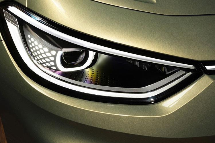 4079925 150kW Pro 59kWh 5dr Auto