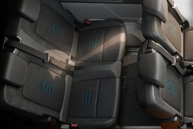3771418 2.0 EcoBlue 170ps H1 Titanium X 8 seater Auto