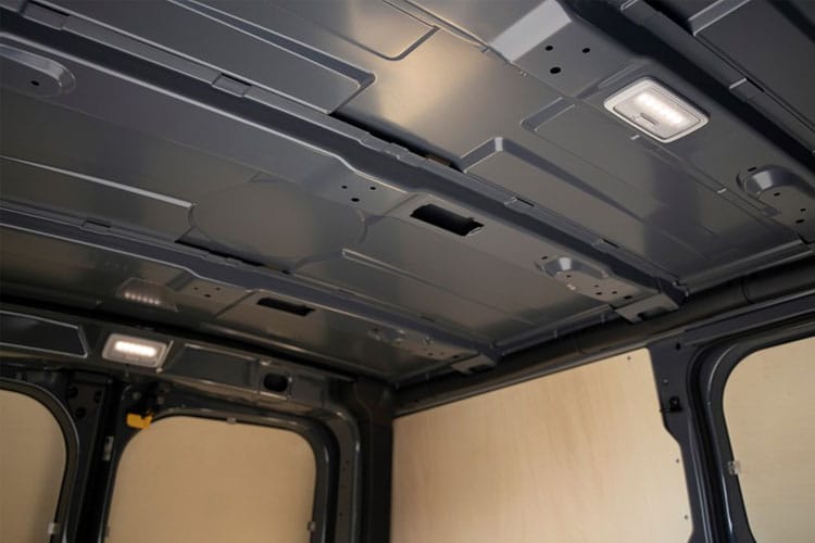3958102 SL30 Blue dCi 170 Extra Sport [Safety] Van EDC-9